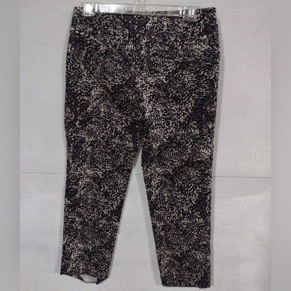 Loft Capris - Picture 3 of 3